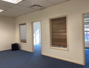12 Lincoln Blvd, Emerson, NJ for lease Interior Photo- Image 2 of 2