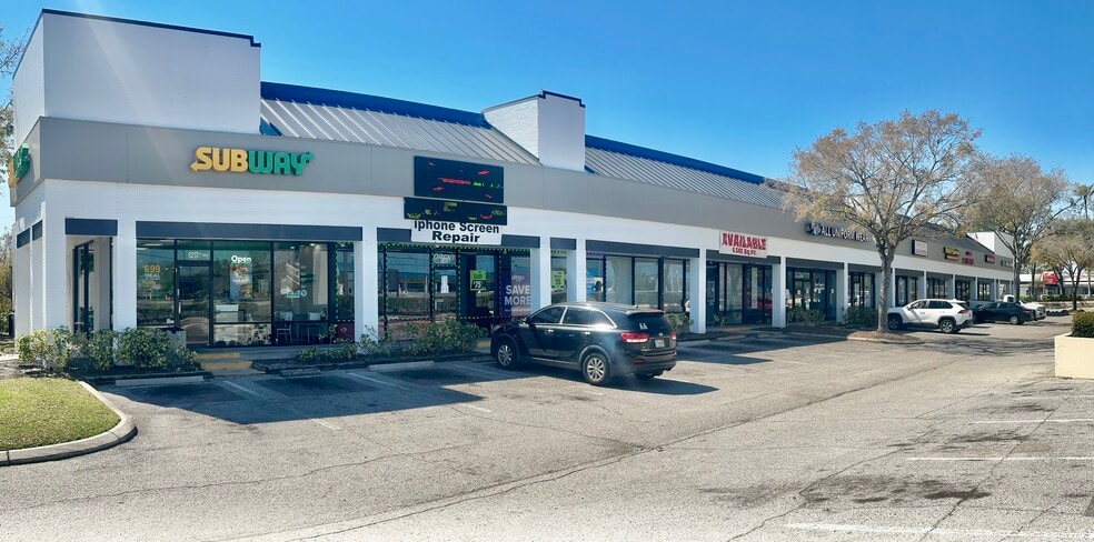 6201-6217 E Hillsborough Ave, Tampa, FL for lease - Building Photo - Image 1 of 6
