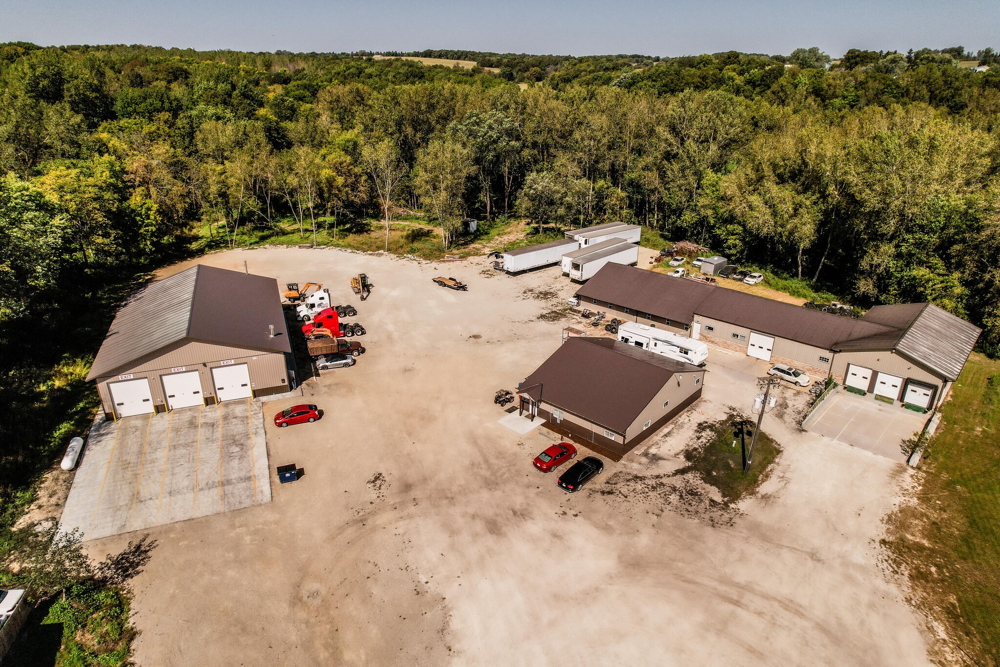 145 Railroad Ave, Ellsworth, WI for lease Building Photo- Image 1 of 34