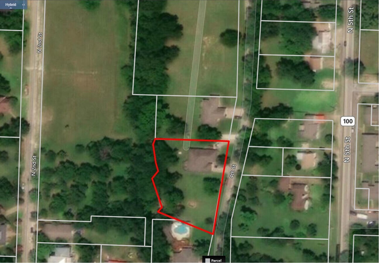 605 4th St, Honey Grove, TX 75446