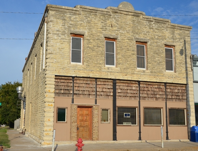 121 S Broadway St, Riley, KS for sale - Primary Photo - Image 1 of 1