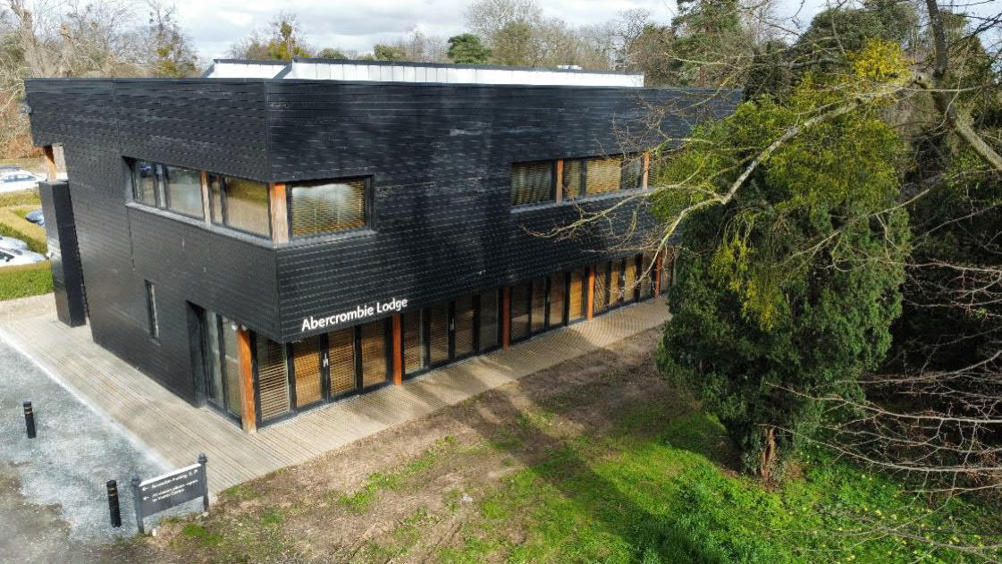 Myddelton House Gdns, Enfield for sale Primary Photo- Image 1 of 1