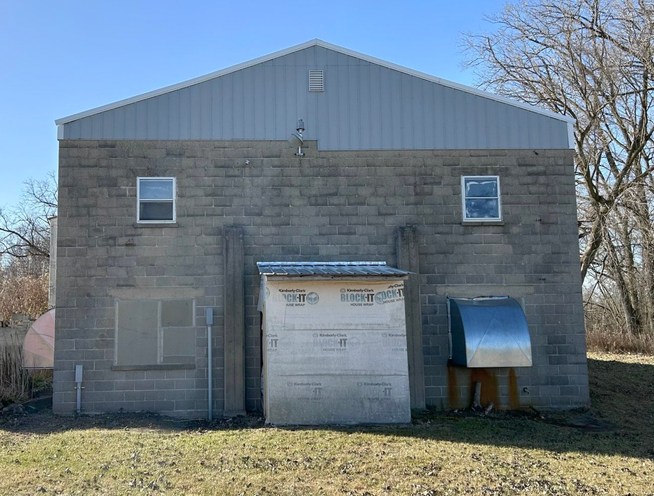 N2119 Bay de Noc Dr, Menominee, MI for sale Primary Photo- Image 1 of 15