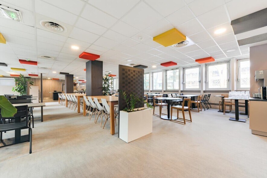 9-11 Rue Georges Enesco, Créteil for lease - Interior Photo - Image 3 of 8