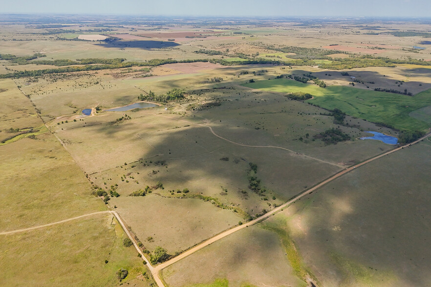 Niles Rd, Gypsum, KS for sale - Building Photo - Image 2 of 90