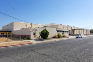 855 W 15th St, Merced CA - Warehouse