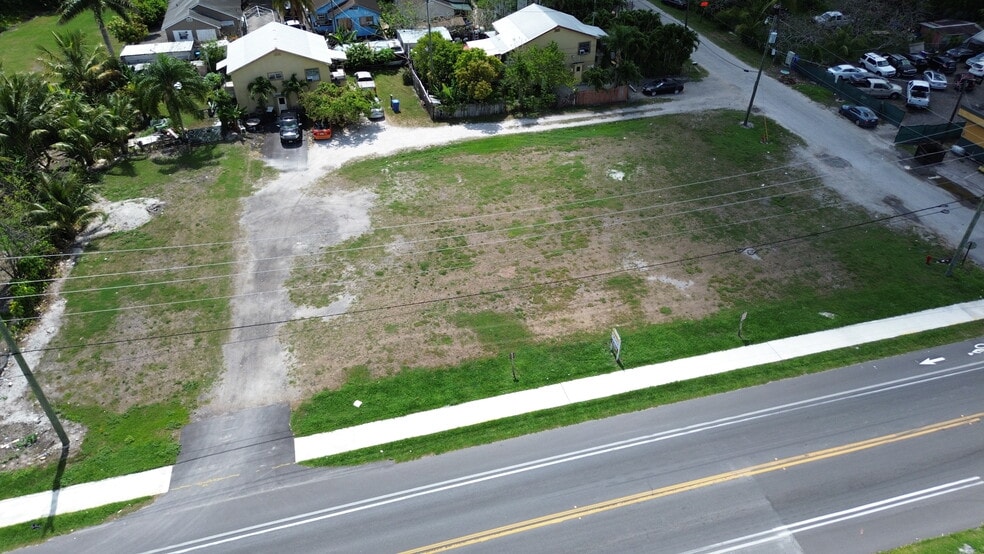 0000 Avenue F, Belle Glade, Belle Glade, FL for sale - Aerial - Image 2 of 4