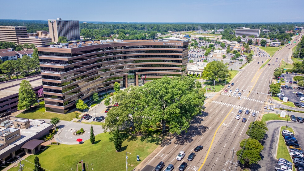 6075 Poplar Ave, Memphis, TN for lease - Building Photo - Image 1 of 22