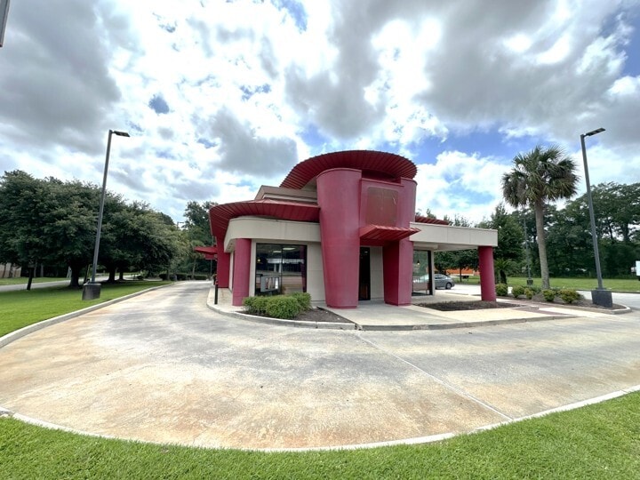 11682 Plank Rd, Baton Rouge, LA for lease Primary Photo- Image 1 of 11
