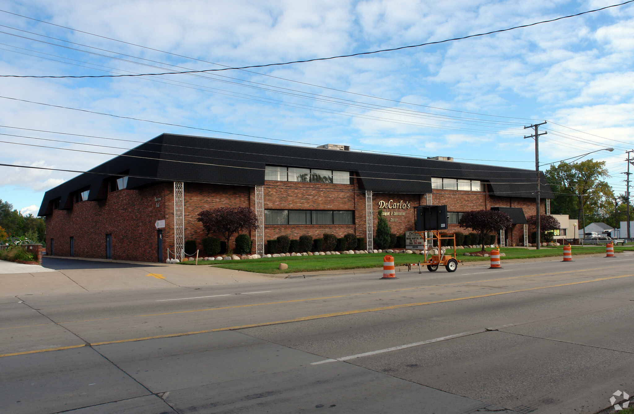 6015 E 10 Mile Rd, Warren, MI 48091 - REDEVELOPMENT OPPORTUNITY | LoopNet