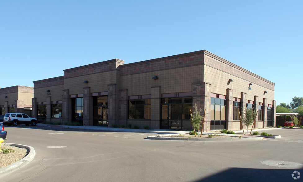 2333 W University Dr, Tempe, AZ for lease - Primary Photo - Image 1 of 5