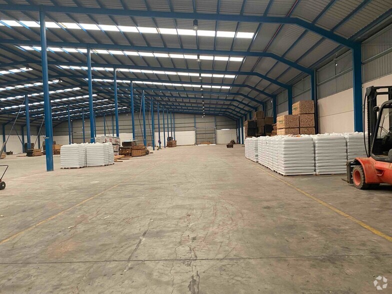 Industrial in Torija, Guadalajara for lease - Building Photo - Image 3 of 12