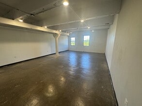 117 E Chestnut St, Coatesville, PA for lease Interior Photo- Image 1 of 2