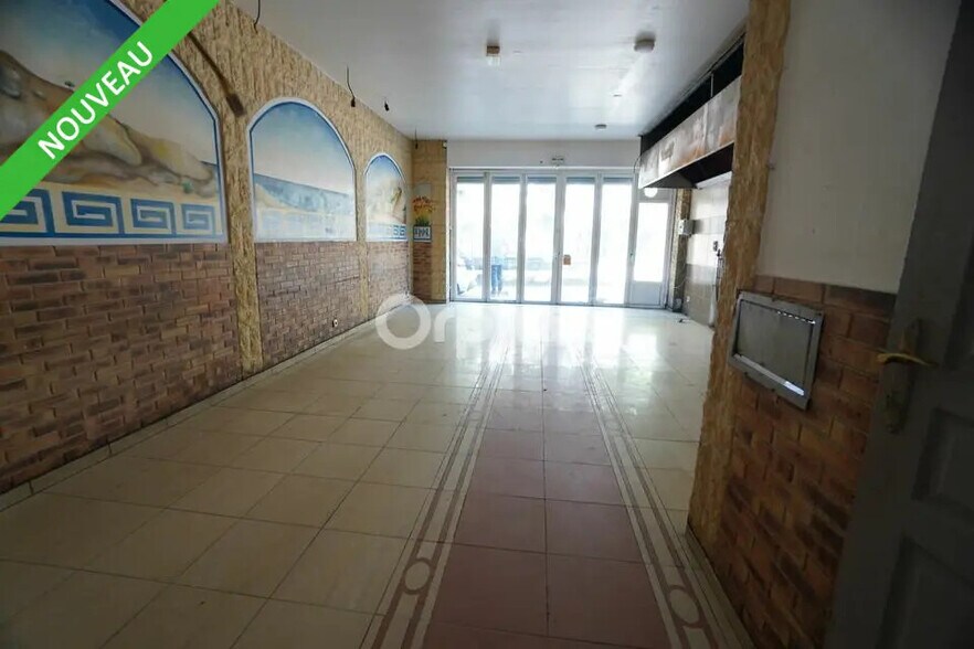 Retail in Dijon for lease - Building Photo - Image 3 of 7