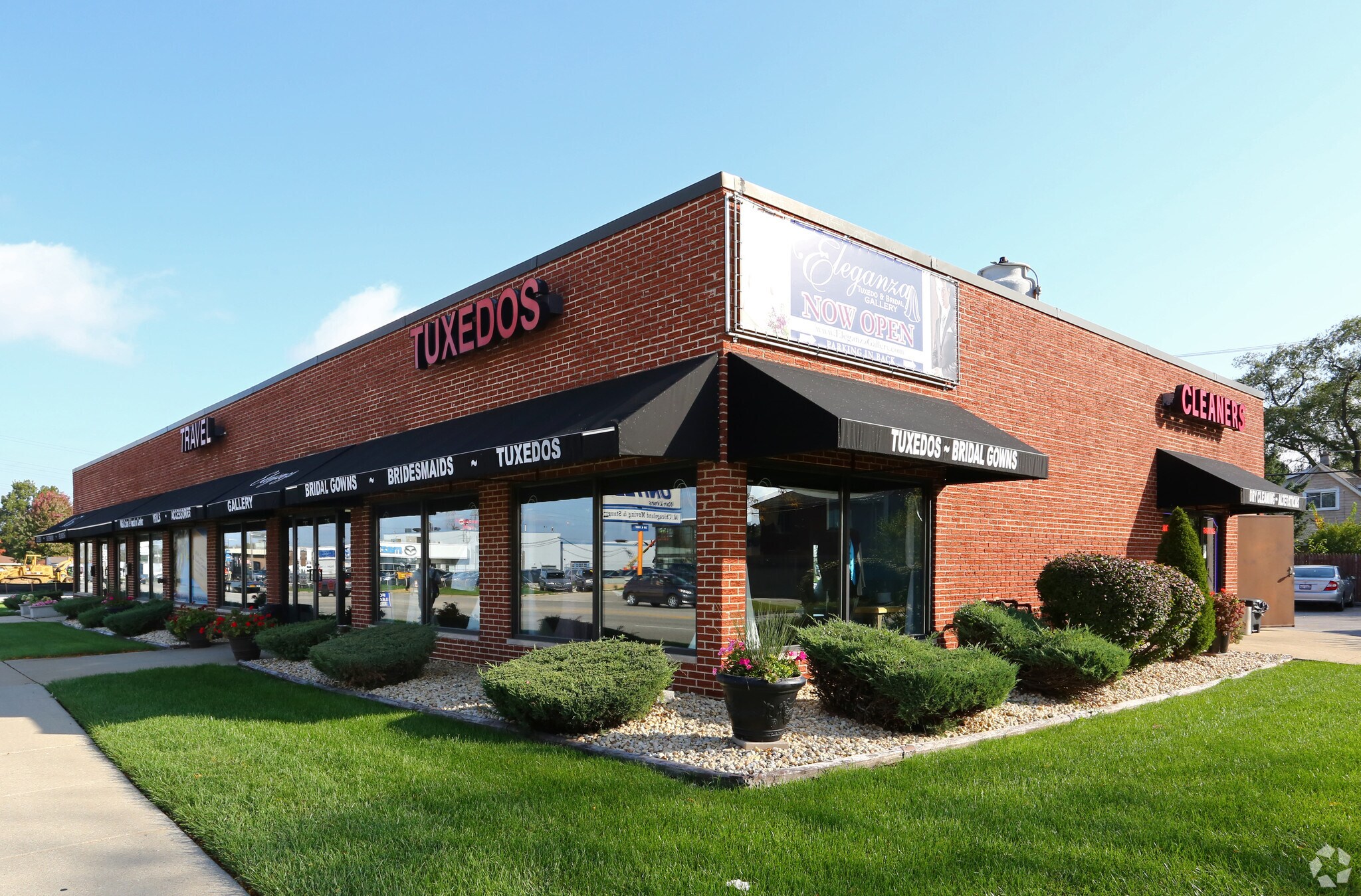 725-729 N York Rd, Elmhurst, IL for sale Primary Photo- Image 1 of 1