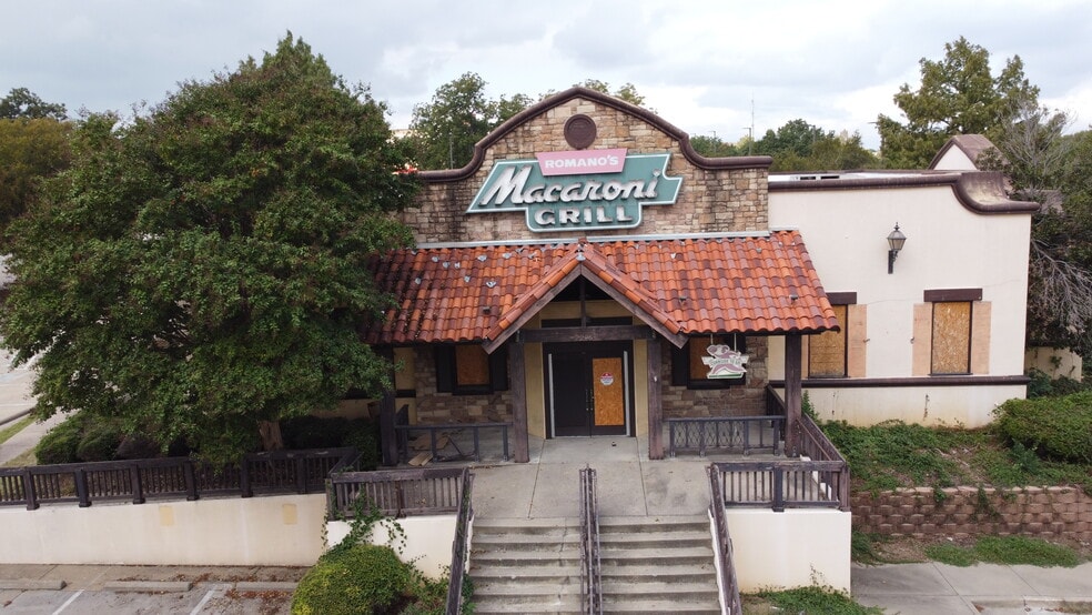 7205 N Central Expy, Plano, TX for lease - Building Photo - Image 2 of 9