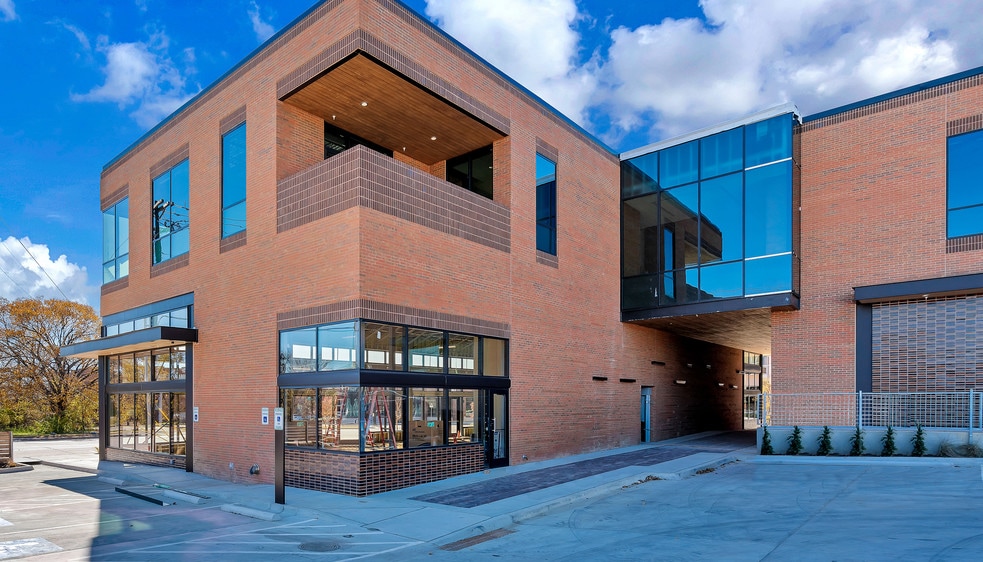 601 S Main St, Fort Worth, TX for lease - Building Photo - Image 3 of 18