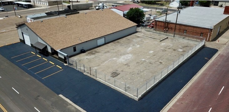 508 E Jackson St, Burnet, TX for sale - Primary Photo - Image 1 of 1