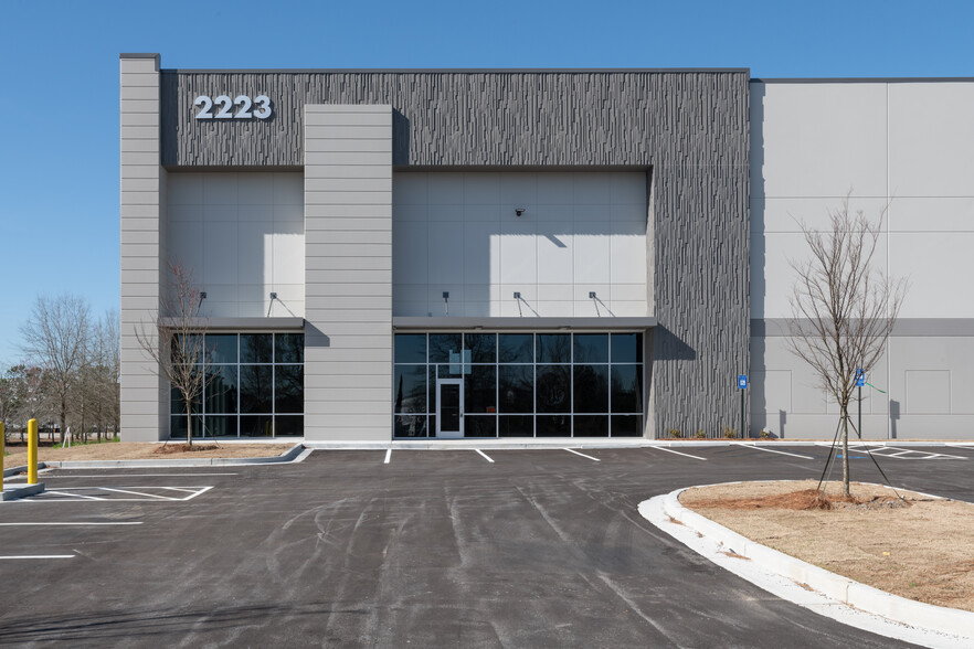 2223 Thornton Rd, Douglasville, GA for lease - Building Photo - Image 1 of 5