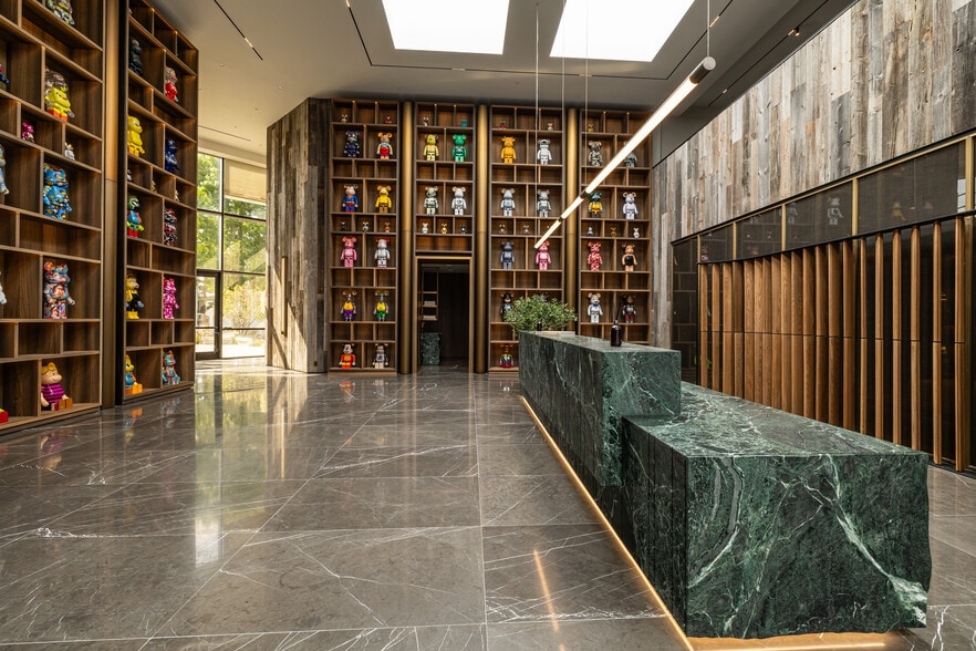 21211 Nordhoff St, Chatsworth, CA for lease - Interior Photo - Image 3 of 9