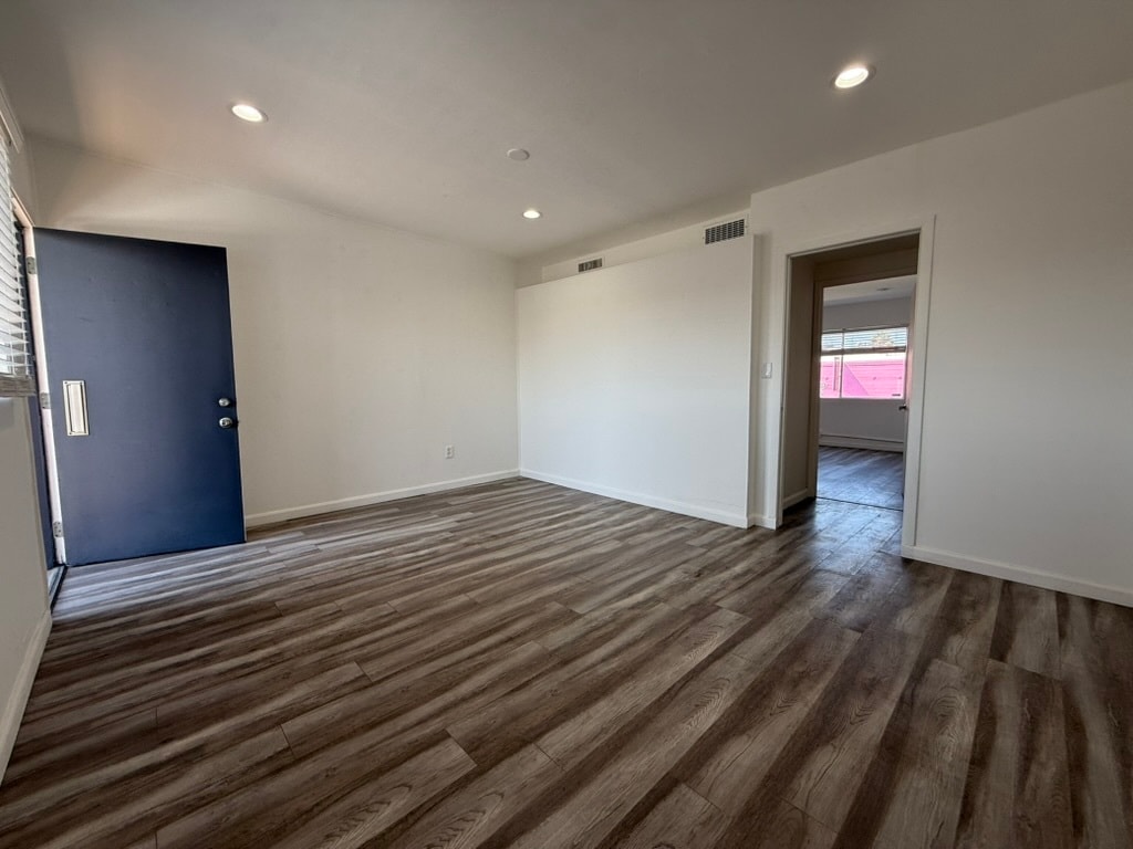 1436 S La Cienega Blvd, Los Angeles, CA for lease Interior Photo- Image 1 of 7