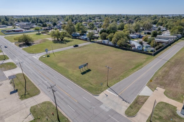 2401 S Portland Ave, Oklahoma City, OK for sale - Aerial - Image 2 of 5