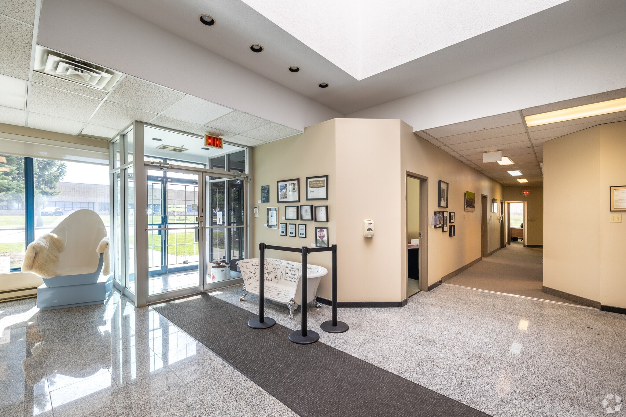 4575 Boul Poirier, Montréal, QC for lease Building Photo- Image 1 of 6