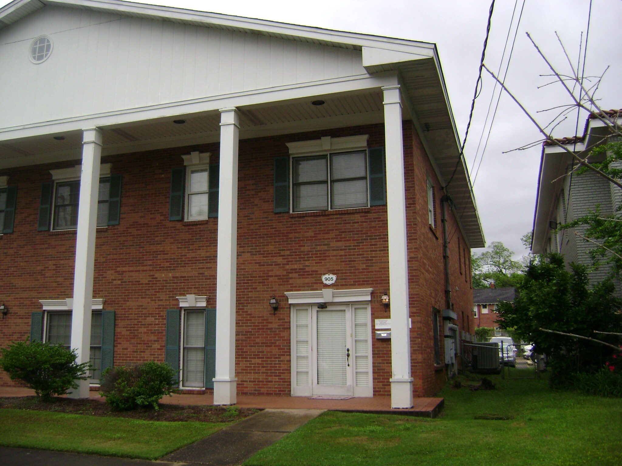 Office in Montgomery, AL for sale Primary Photo- Image 1 of 1