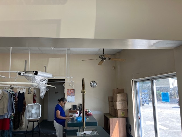 4223 Henderson Blvd, Tampa, FL for sale - Building Photo - Image 3 of 8