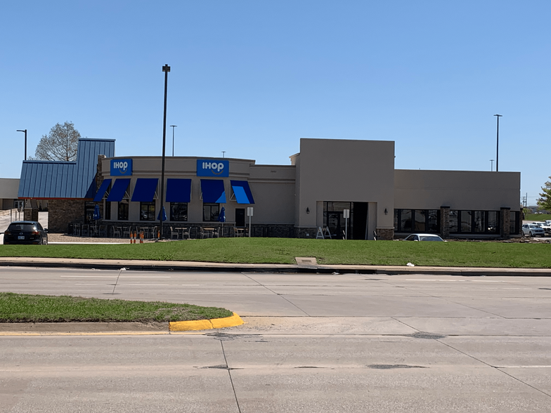 7007-7009 S Memorial Dr, Tulsa, OK for lease - Building Photo - Image 2 of 2