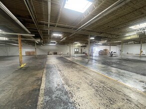 2400 Industrial Ln, Broomfield, CO for lease Building Photo- Image 2 of 8