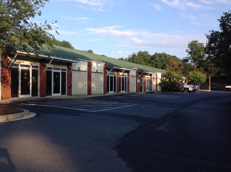 1514 Mathis Ferry Rd, Mount Pleasant, SC for lease - Building Photo - Image 2 of 13