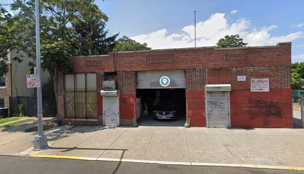 1815 Decatur St, Flushing, NY for sale - Building Photo - Image 1 of 1