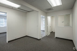 27001 La Paz Rd, Mission Viejo, CA for lease Interior Photo- Image 1 of 2