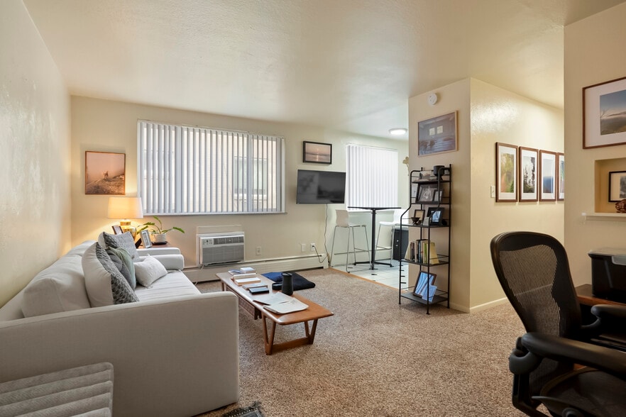 4720 E 8th Ave, Denver, CO for sale - Building Photo - Image 3 of 8