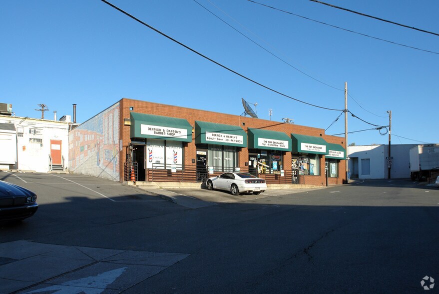 11261-11269 Triangle Ln, Silver Spring, MD for sale - Primary Photo - Image 1 of 1