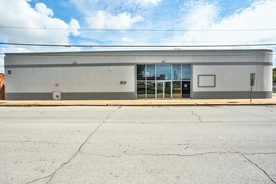 213 Shaw Ave, Pasadena, TX for sale - Building Photo - Image 1 of 1