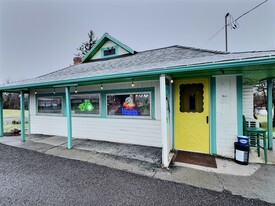 The Tiny Piney Tavern & Grill - Parking Garage