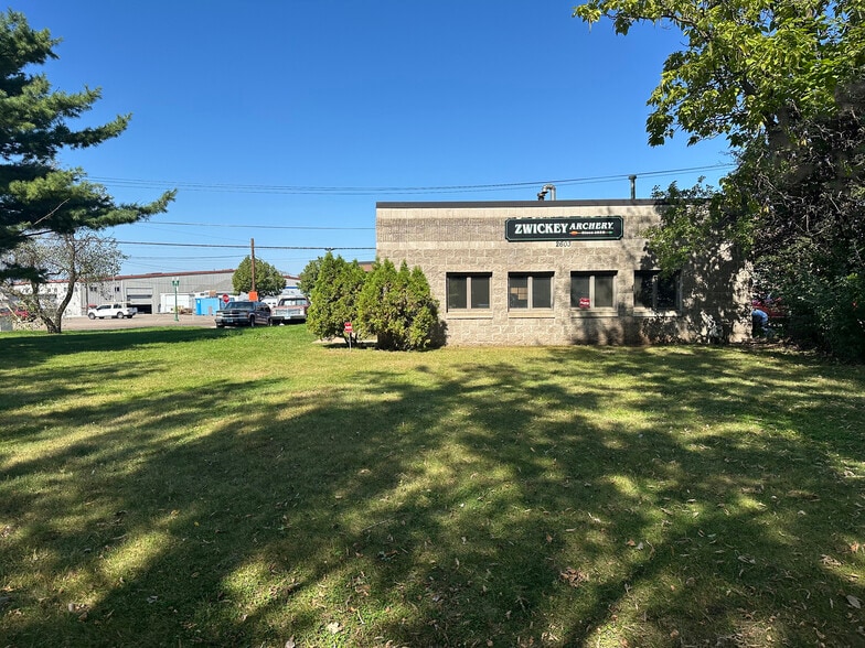 2603 E 7th Ave, North Saint Paul, MN for sale - Building Photo - Image 3 of 18