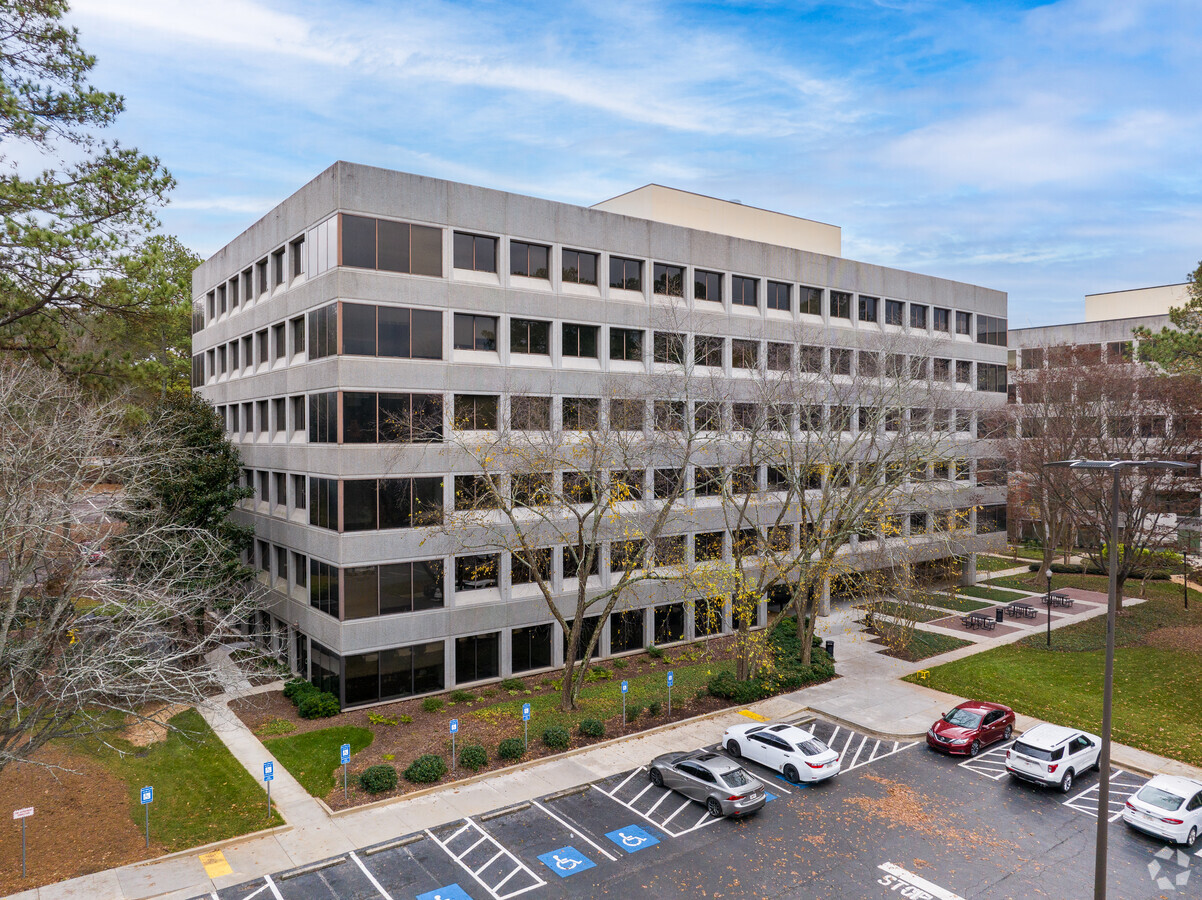 2302 Parklake Dr, Atlanta, GA 30345 - Northlake Office Park | LoopNet