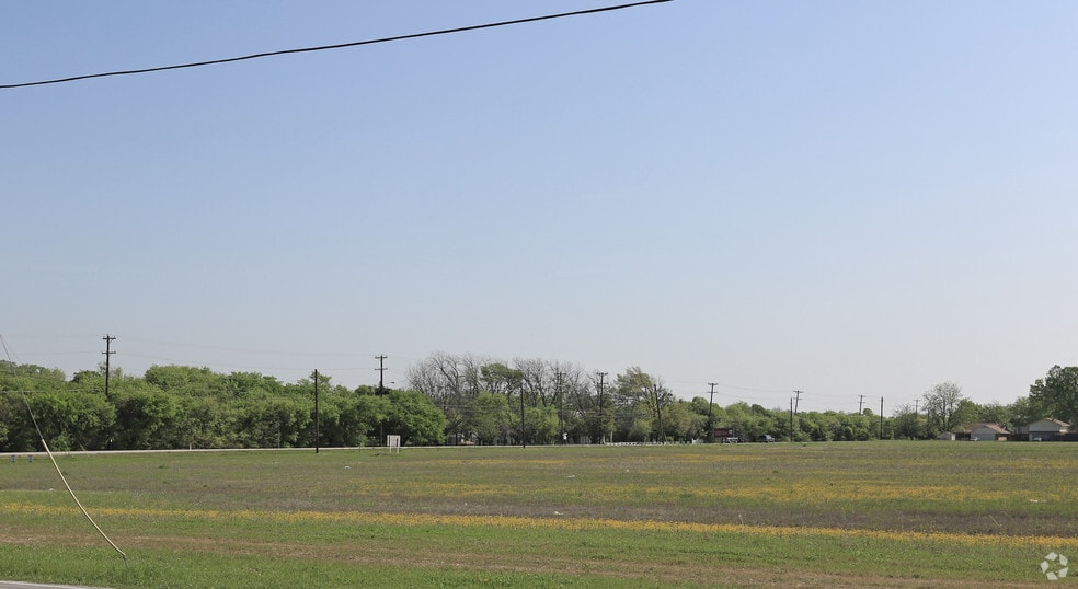 E Bear Creek Rd, Glenn Heights, TX 75154