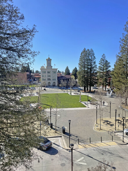 50 Old Courthouse Sq, Santa Rosa, CA for lease - Building Photo - Image 3 of 3