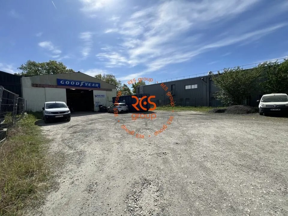 Flex in Le Haillan for sale Building Photo- Image 1 of 4