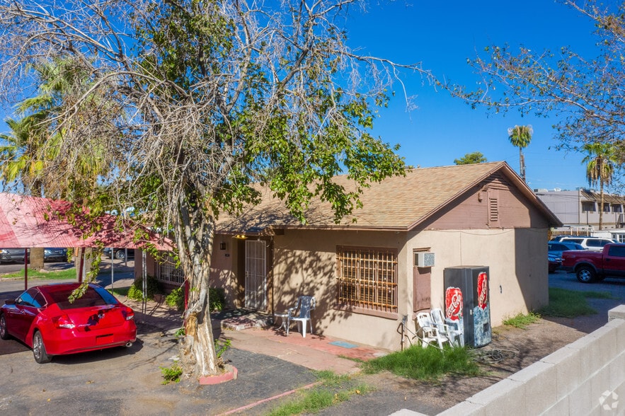2302 W Main St, Mesa, AZ 85201