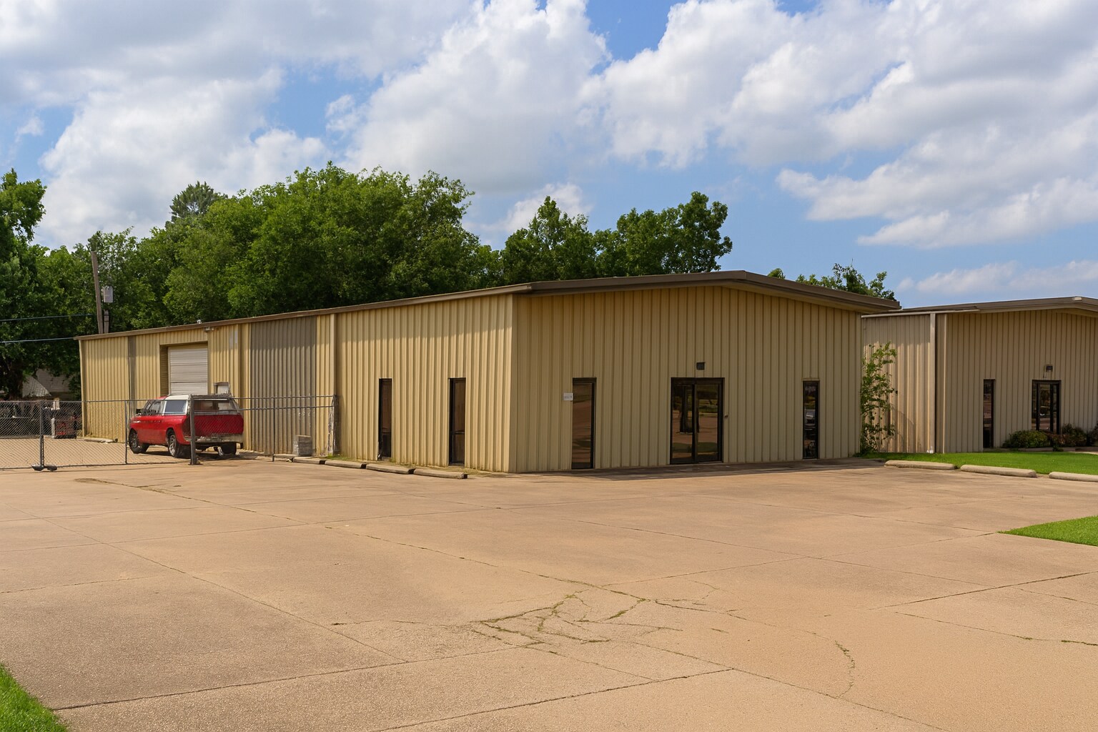 108 S 109th East Ave, Tulsa, OK for lease Building Photo- Image 1 of 9