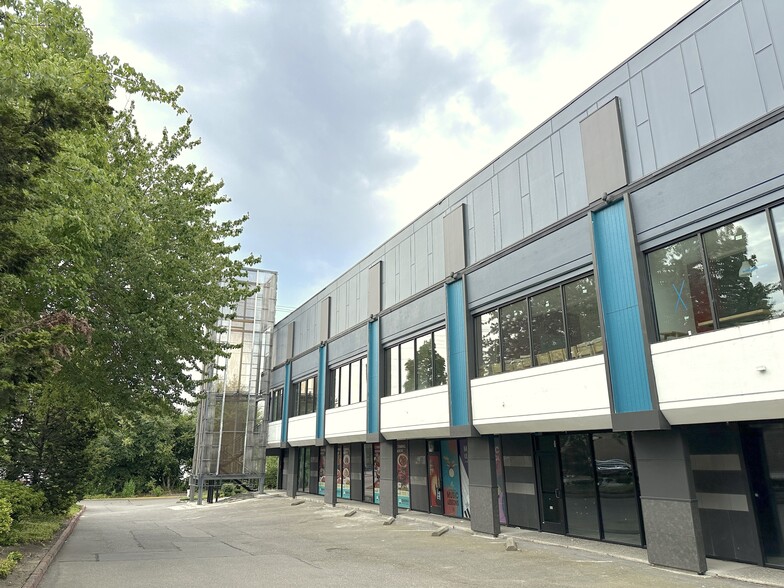 13433 NE 20th St, Bellevue, WA for lease - Building Photo - Image 1 of 17