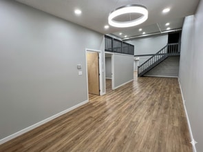 153-191 High St SE, Salem, OR for lease Interior Photo- Image 1 of 19