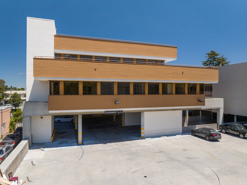 2600 S El Camino Real, San Mateo, CA for lease - Building Photo - Image 3 of 51