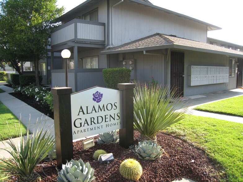 2205 Peach Ave Clovis Ca 93612 Loopnet Com