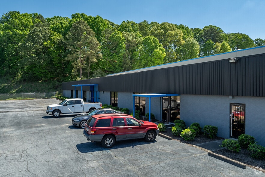 4970 Fulton Industrial Blvd SW, Atlanta, GA for lease - Building Photo - Image 3 of 5